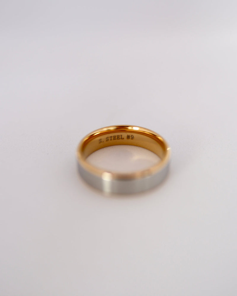 gold outline ring