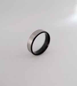 black outline ring