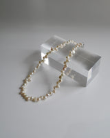 luxury shake pearl necklace