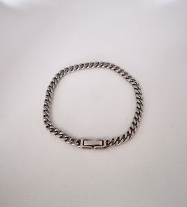 flat chain bracelet