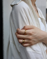 loose curved ring