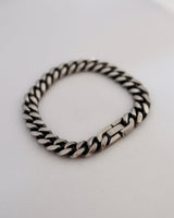 knitting thick bracelet