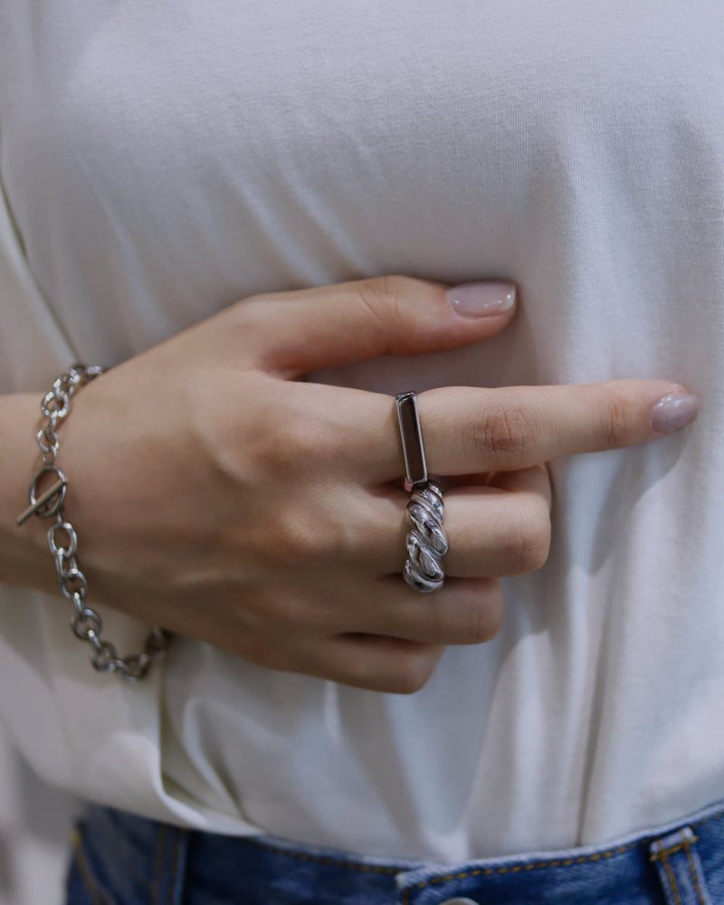 linear & bend ring