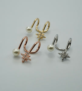 star × pearl ear cuff