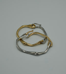 unique hook bangle