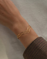 triple thin pointed bangle