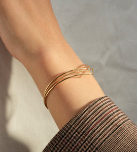 triple thin pointed bangle