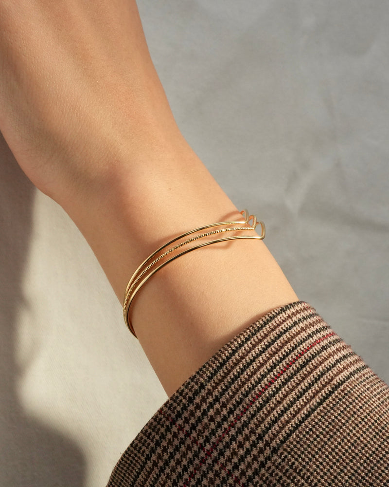 triple thin pointed bangle