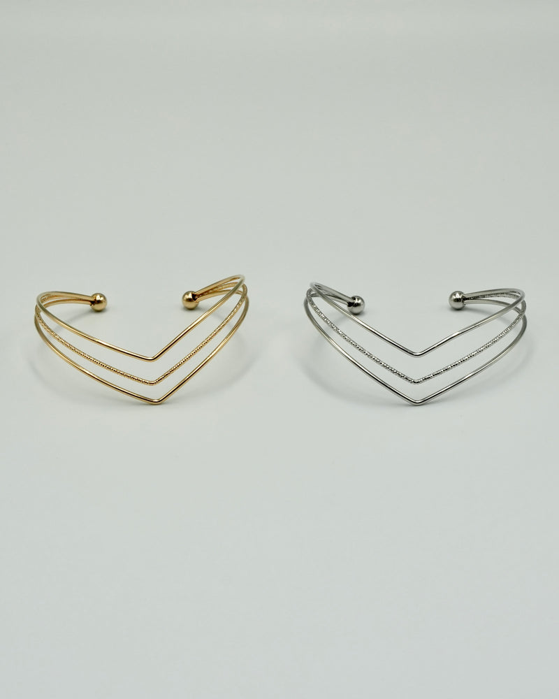 triple thin pointed bangle