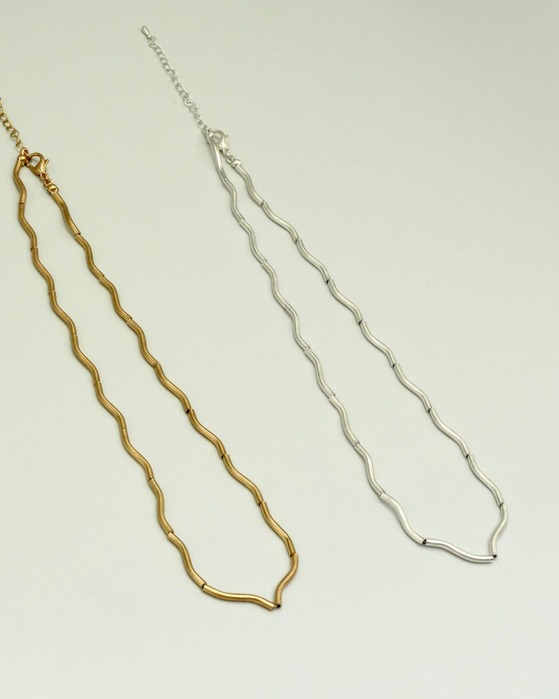 crooked line choker