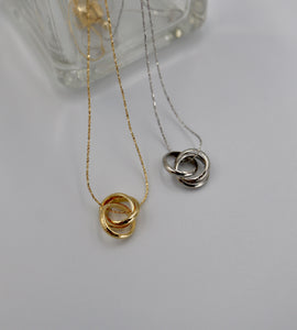 triple ring necklace