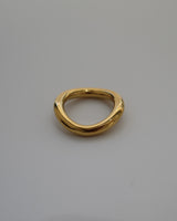 loose curved ring