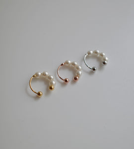 small half paerl ear cuff