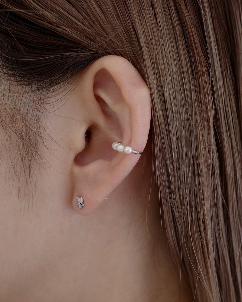 small half paerl ear cuff