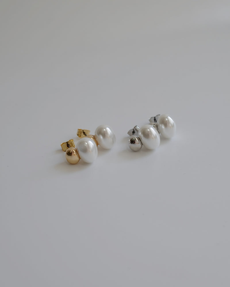 pearl & sphere pierce