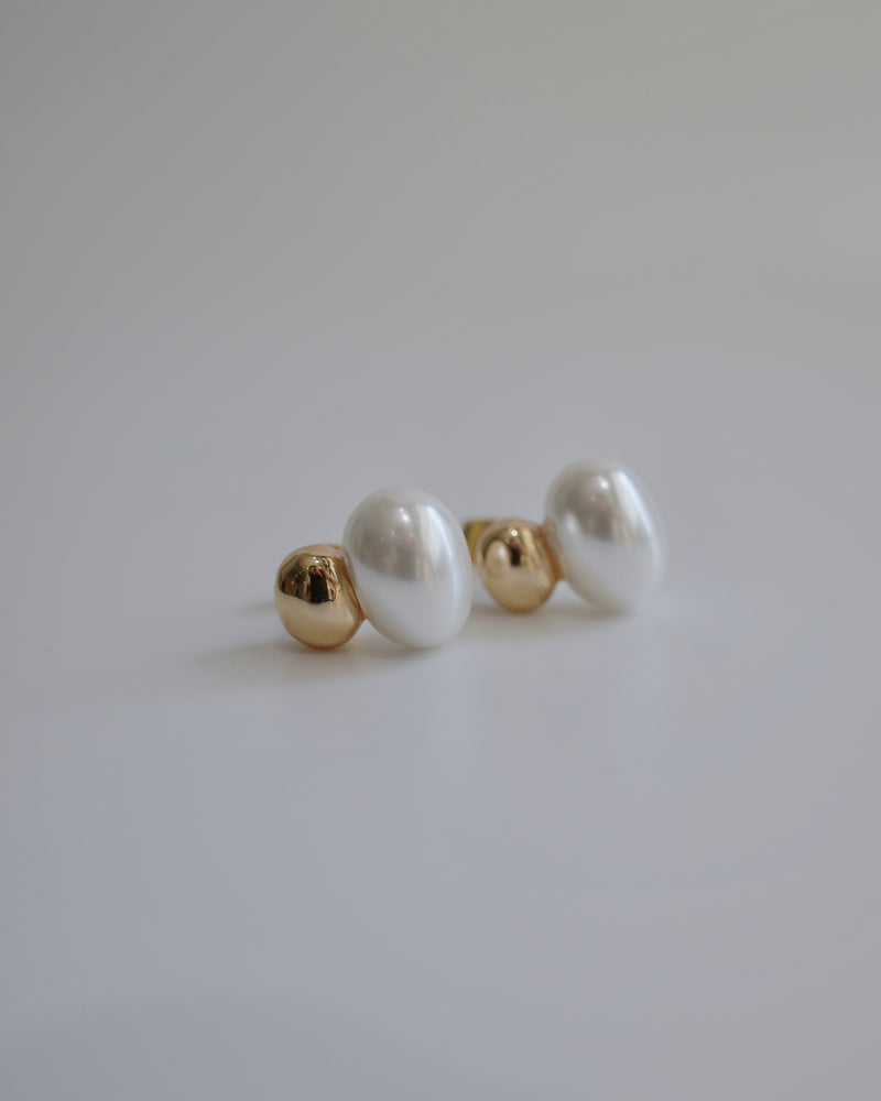 pearl & sphere pierce