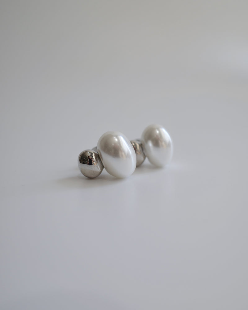 pearl & sphere pierce