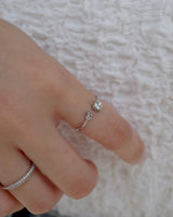 zir hug ring