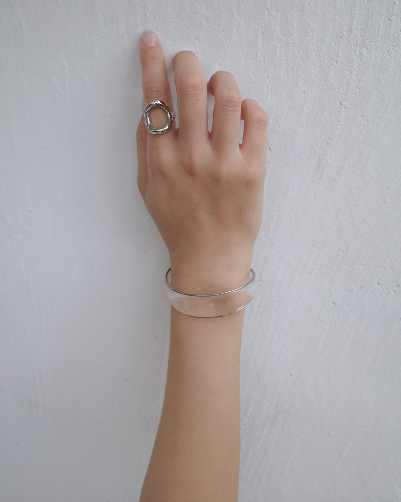 edging design clear bangle