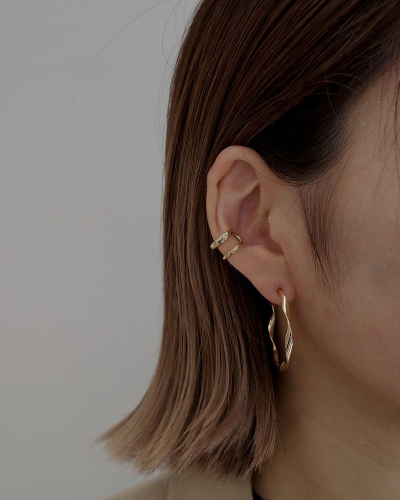 simple double line ear cuff