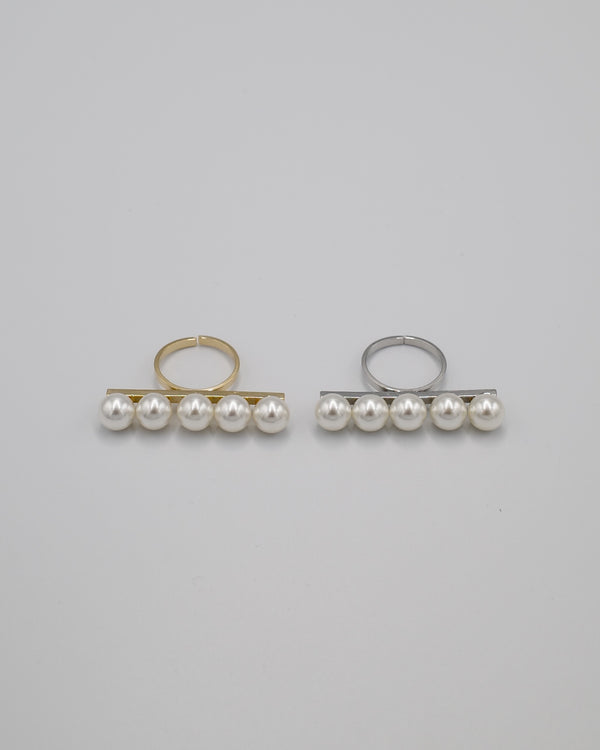 cinq pearl rod ring