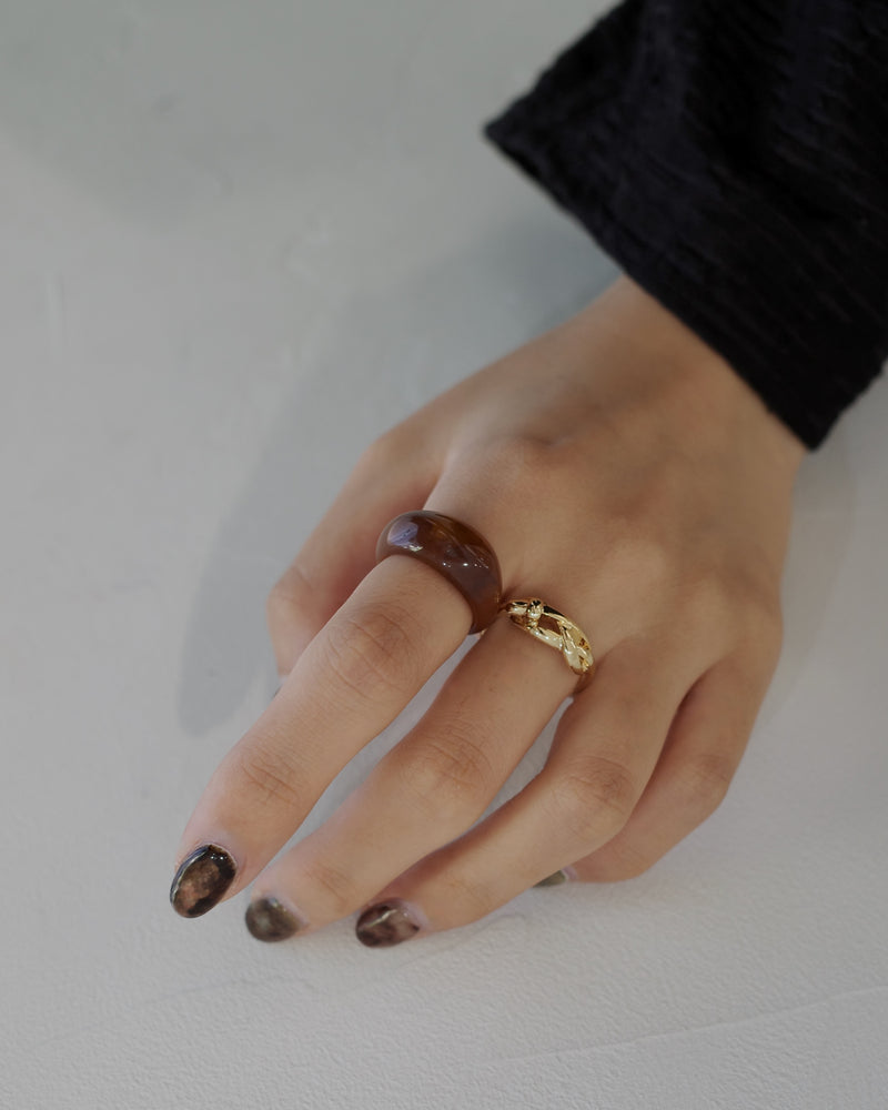 plump marble ring