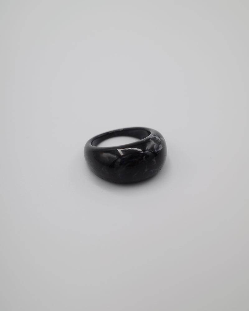 plump marble ring