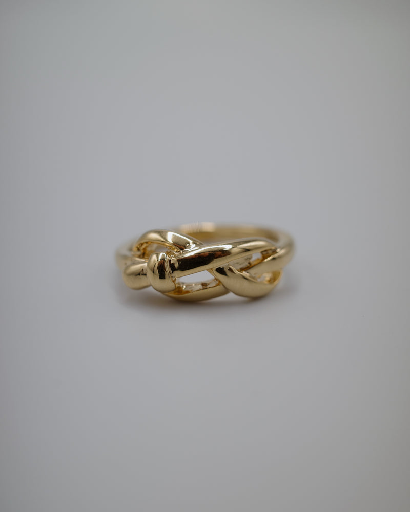 knot belt ring