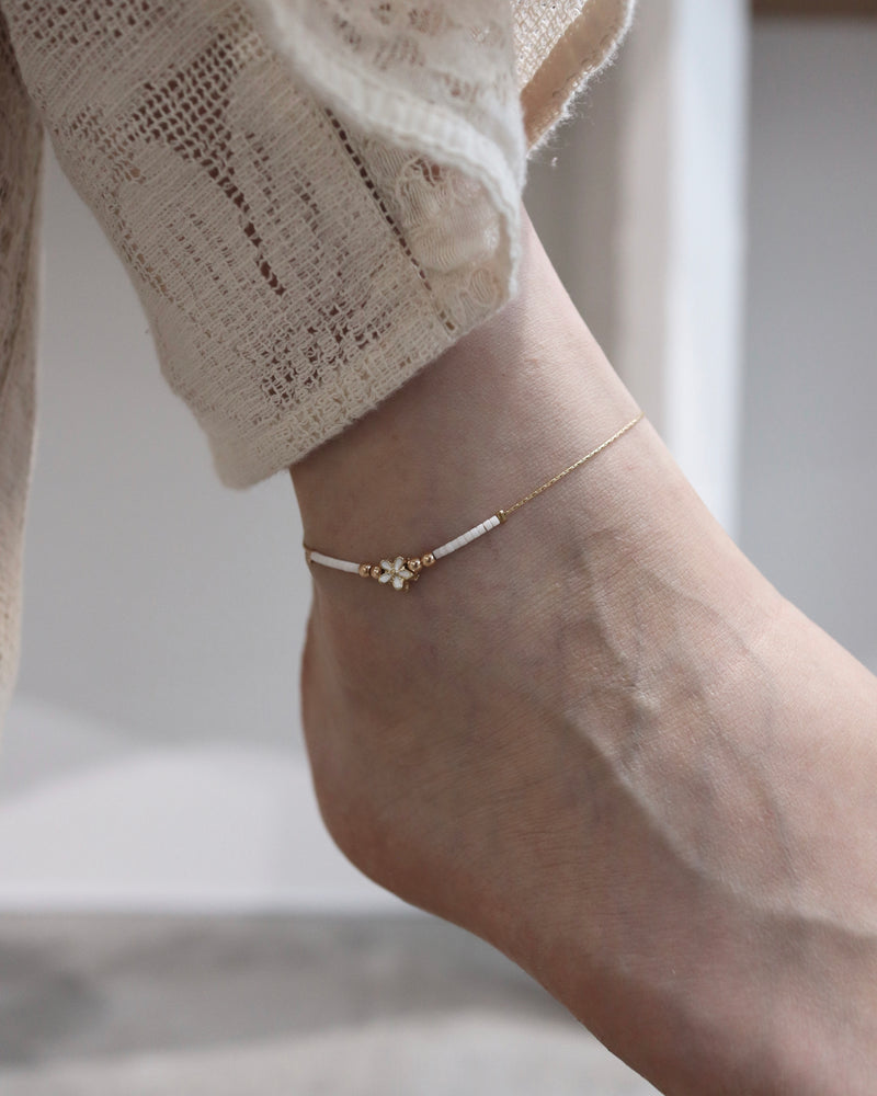 little flower anklet